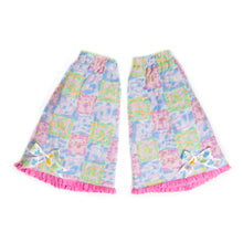 Load image into Gallery viewer, Retro 90's pastel patchwork quilted leg warmers, fairy spank kei teddy bear