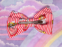 Load image into Gallery viewer, Candy Candy striped hair bow, retro shoujo Showa era