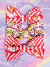 Load image into Gallery viewer, Candy Candy striped hair bow, retro shoujo Showa era