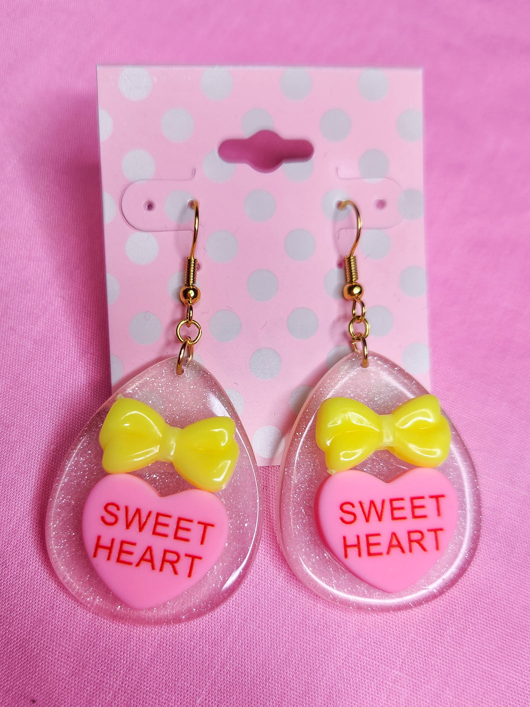 Yellow/pink glitter Conversation Hearts Spank! kei drop earrings
