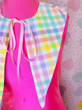 Load image into Gallery viewer, Rainbow gingham pointy detachable collar
