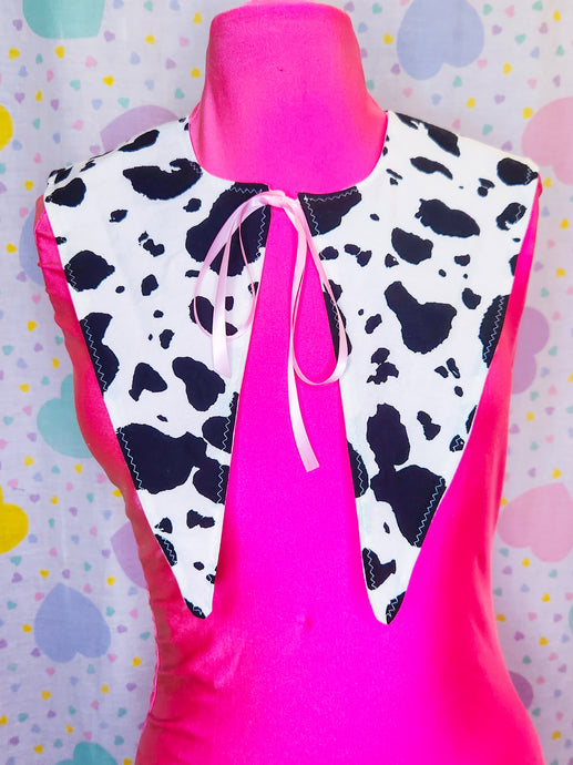 Cow print pointy detachable collar