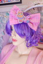 Load image into Gallery viewer, Ballerina bear grid print spank kei hair bow