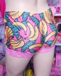 Pink banana print hotpants, size XL 2X