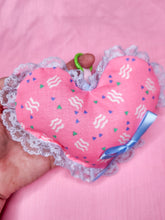 Load image into Gallery viewer, 90s memphis plush heart key chain trinket, spank kei bag charm
