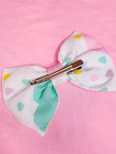 Load image into Gallery viewer, Pastel rainbow heart hair bow, kawaii fairy spank kei