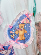 Load image into Gallery viewer, Mint green geese boxy top, 90s ruffle teddy bear shirt size Medium