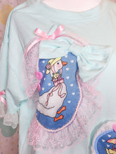 Load image into Gallery viewer, Mint green geese boxy top, 90s ruffle teddy bear shirt size Medium