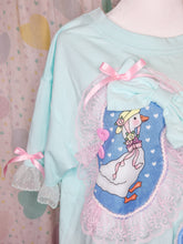 Load image into Gallery viewer, Mint green geese boxy top, 90s ruffle teddy bear shirt size Medium