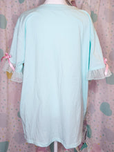 Load image into Gallery viewer, Mint green geese boxy top, 90s ruffle teddy bear shirt size Medium