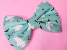 Load image into Gallery viewer, Halloween ghost hair bow, creepy cute witchy goth fashion hair clip