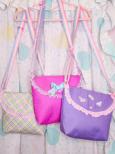 Load image into Gallery viewer, Pastel lattice purse, fairy spank kei Lady Lovely Locks floral trellis