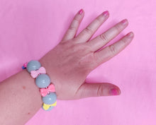 Load image into Gallery viewer, Mint green bubblegum pastel bow stretch Barbiecore kandi bracelet