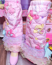 Load image into Gallery viewer, My Melody quilted legwarmers, iridescent pastel lace, fairy spank kei