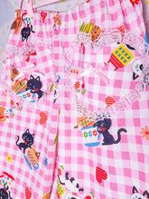 Load image into Gallery viewer, Retro gingham ruffle heart pocket pants, size L/XL