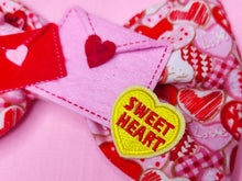 Load image into Gallery viewer, Valentine's day frosted pink cookie hair bow, lovecore galentine gift, heart envelope