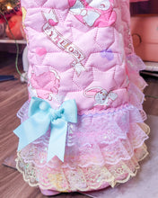 Load image into Gallery viewer, My Melody quilted legwarmers, iridescent pastel lace, fairy spank kei