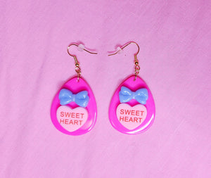 Hot pink/yellow Conversation Hearts Spank! kei drop earrings